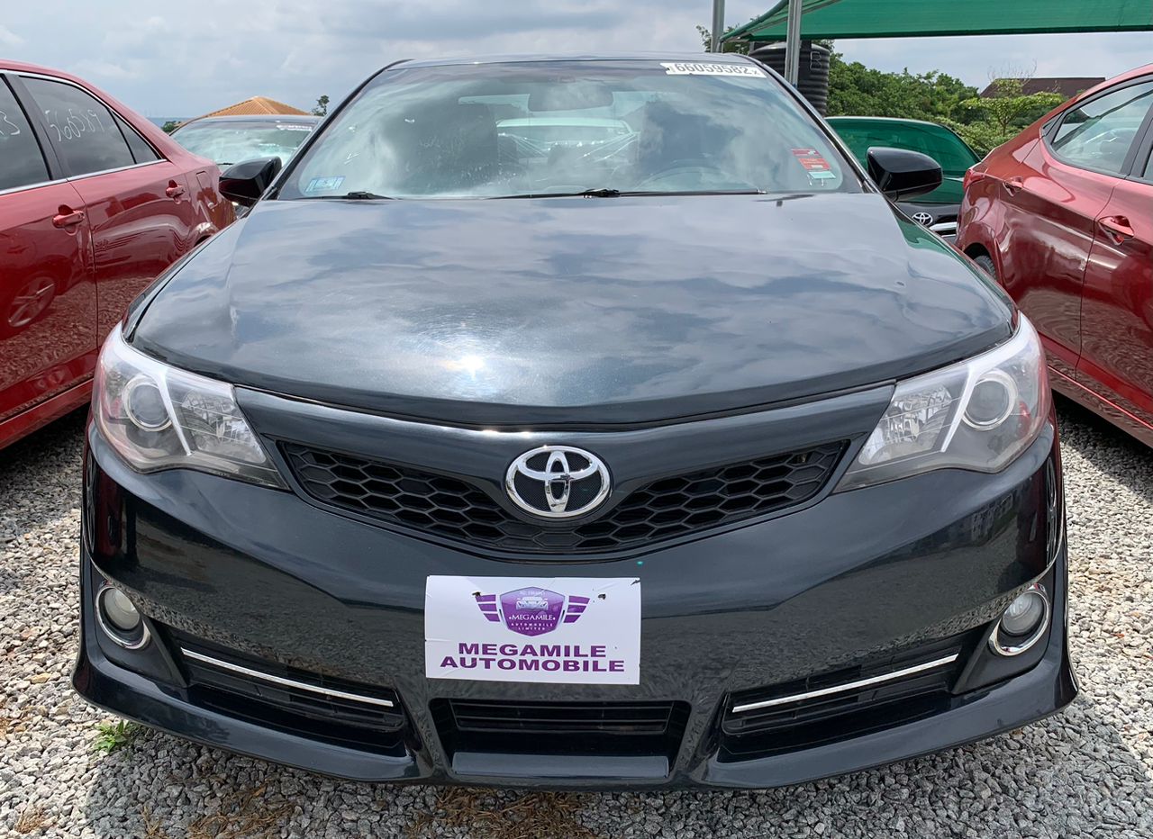 Foreign Used 2012 Toyota Camry