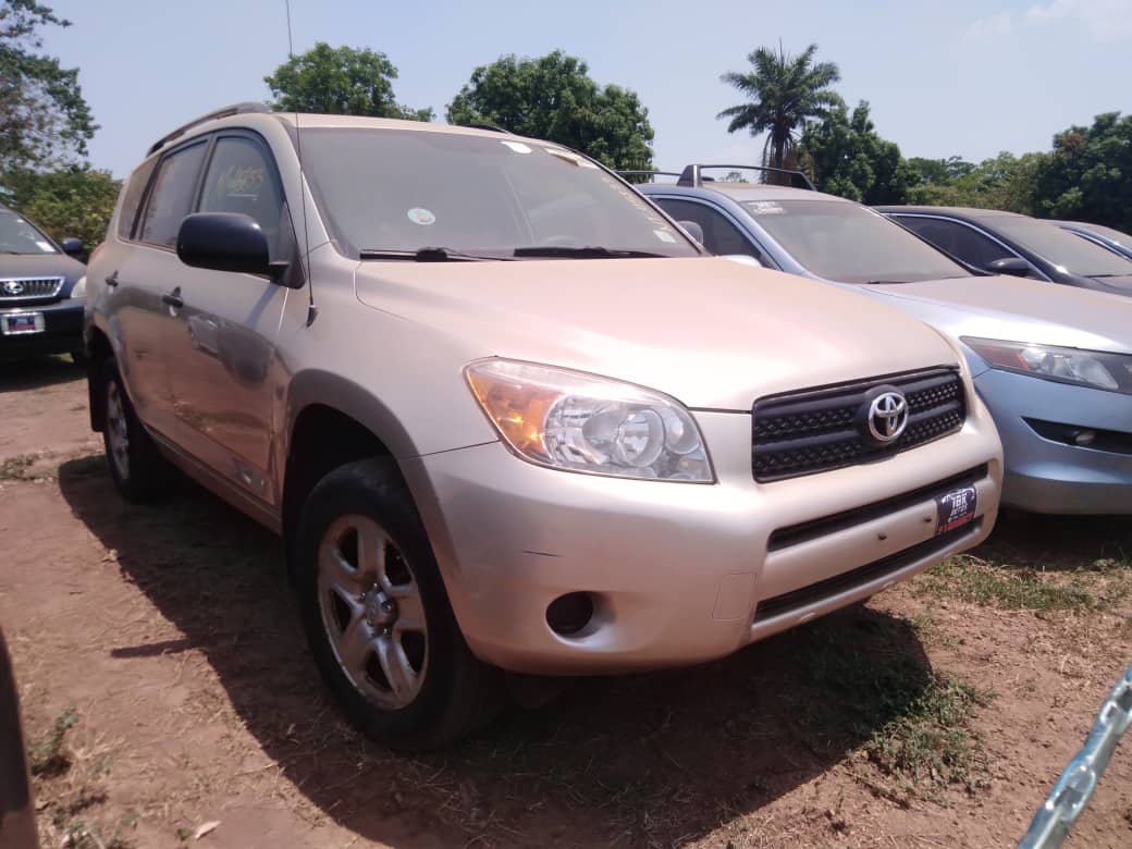 Foreign Used 2007 Toyota RAV4