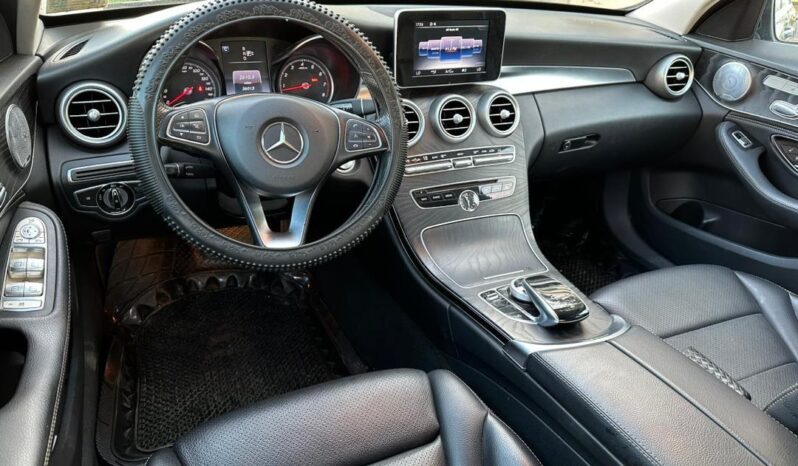 
								Foreign Used 2016 Mercedes-Benz C 300 full									