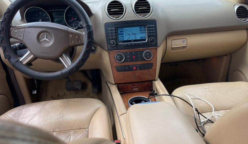 
								Naija Used 2007 Mercedes-Benz ML 350 full									