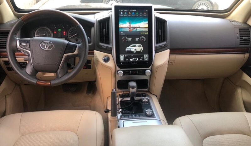 
								Foreign Used 2019 Toyota Land Cruiser full									