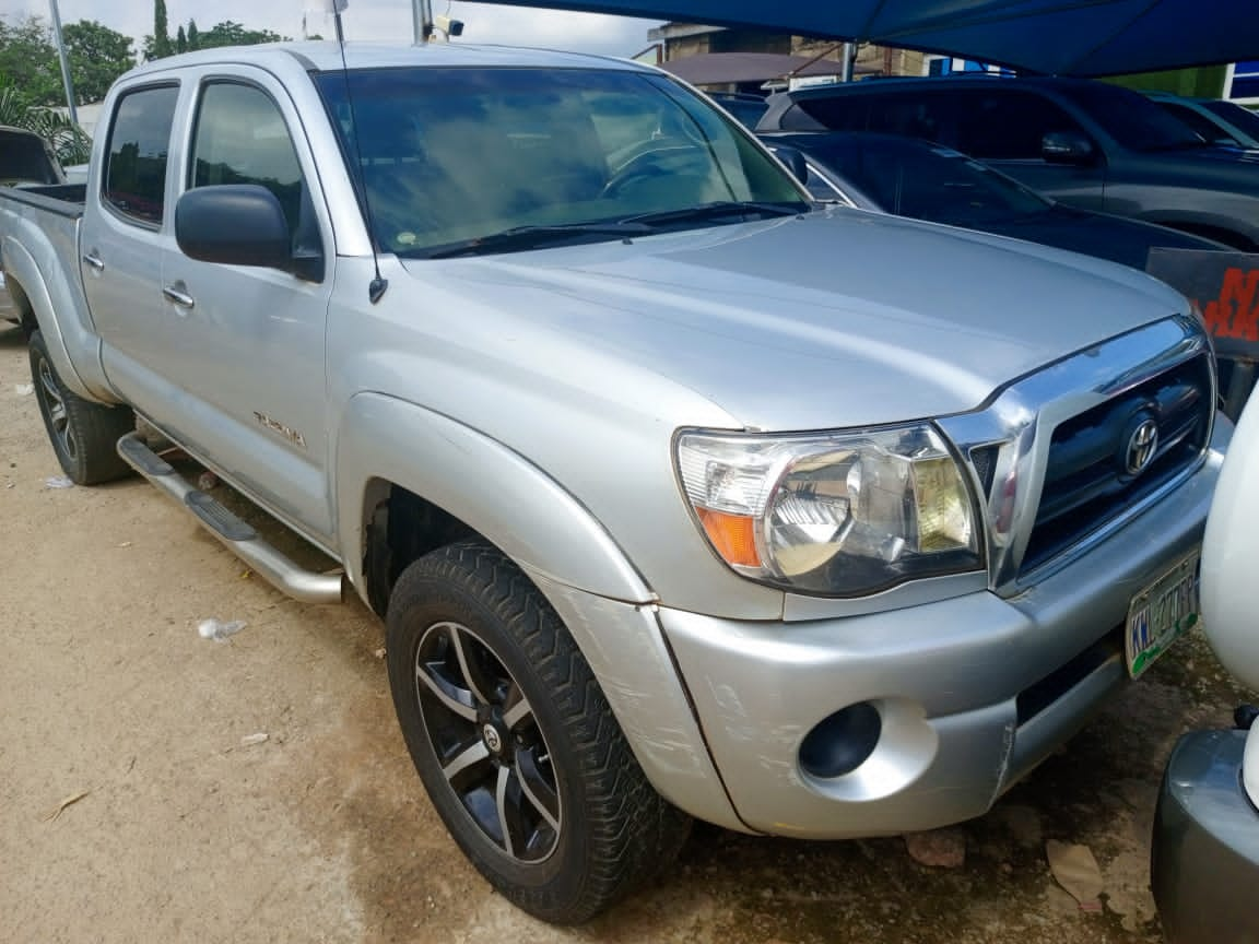 Naija Used 2006 Toyota Tacoma