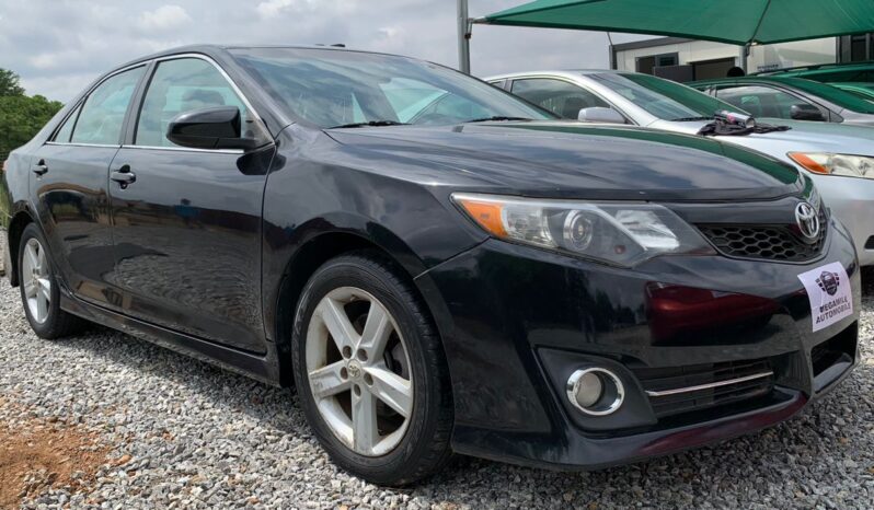 
								Foreign Used 2013 Toyota Camry full									