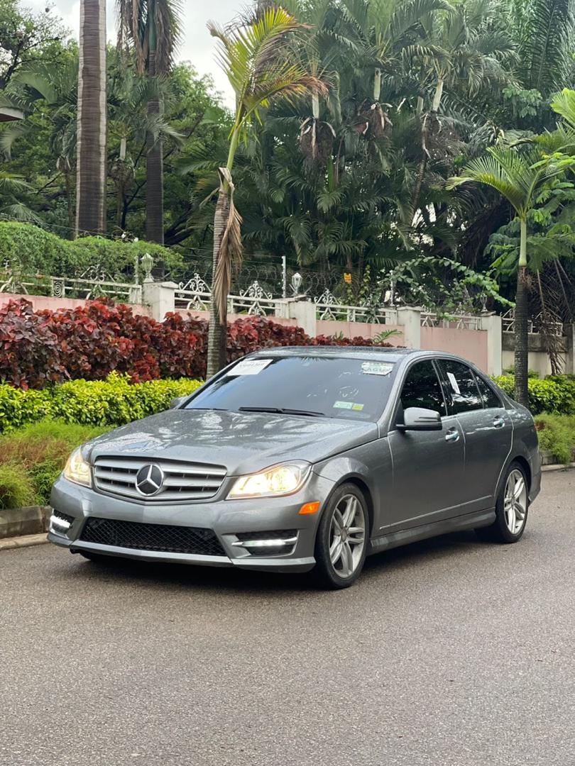 Foreign Used 2012 Mercedes-Benz C 300