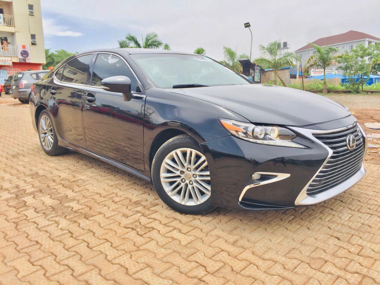 Foreign Used 2014 Lexus ES 350