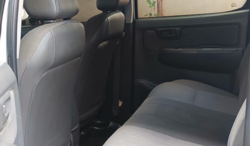 
								Naija Used 2014 Toyota Hilux full									