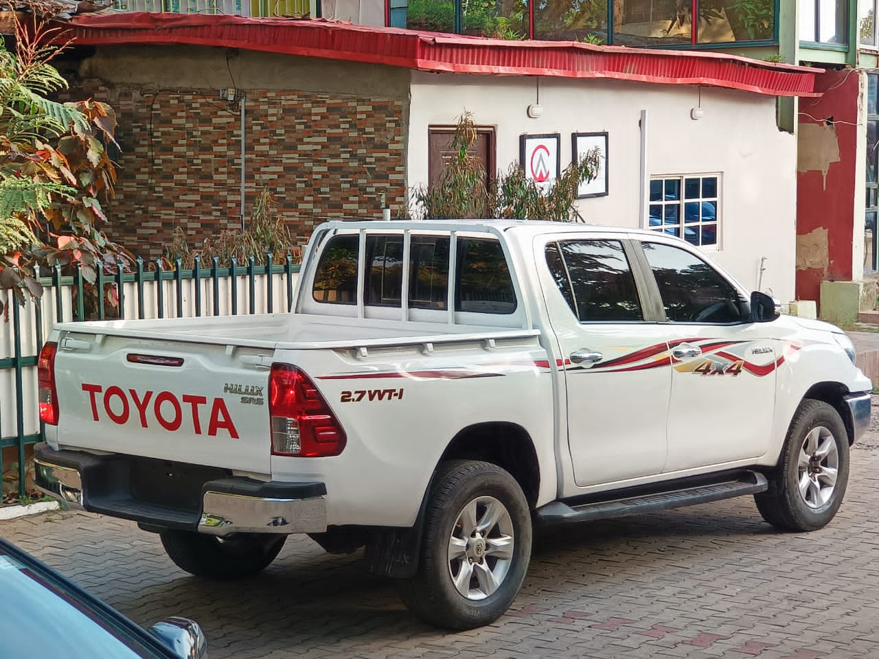 Naija Used 2017 Toyota Hilux