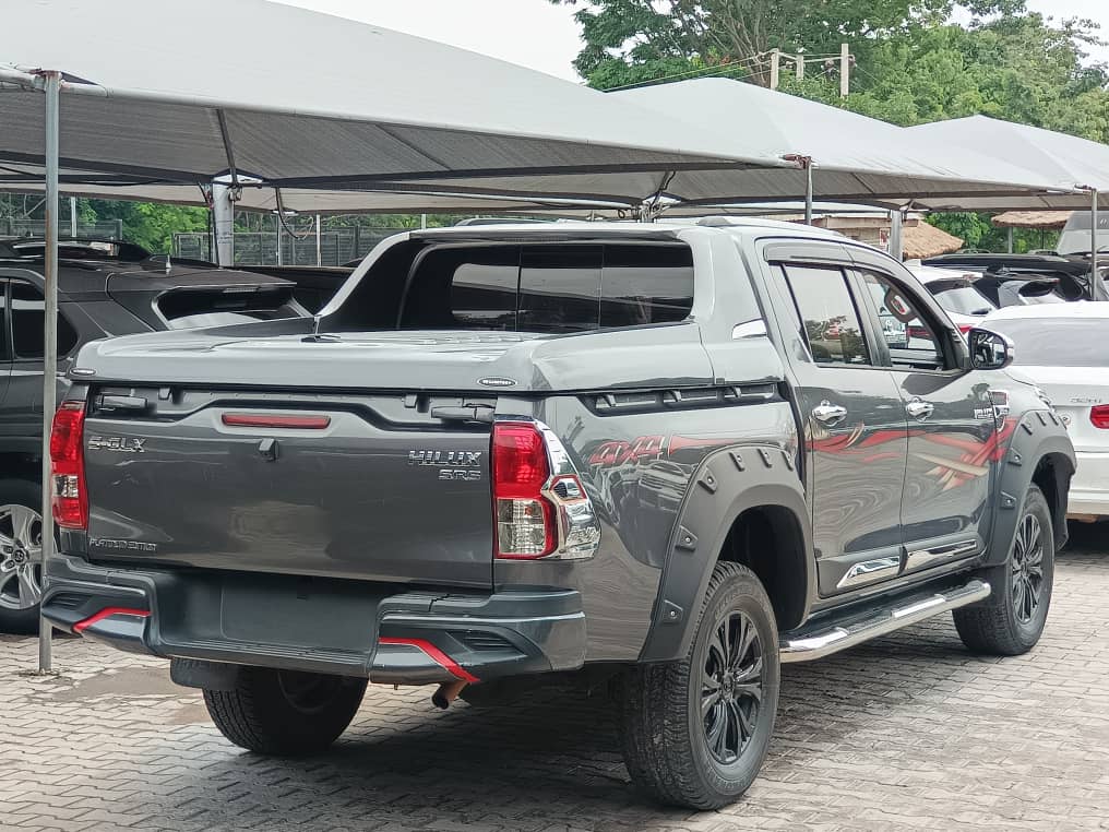 Naija Used 2019 Toyota Hilux