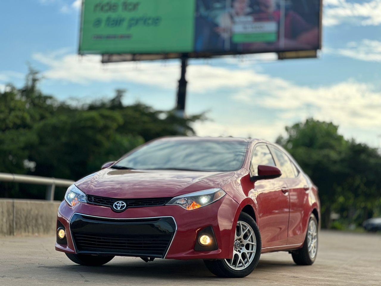 Naija Used 2015 Toyota Corolla