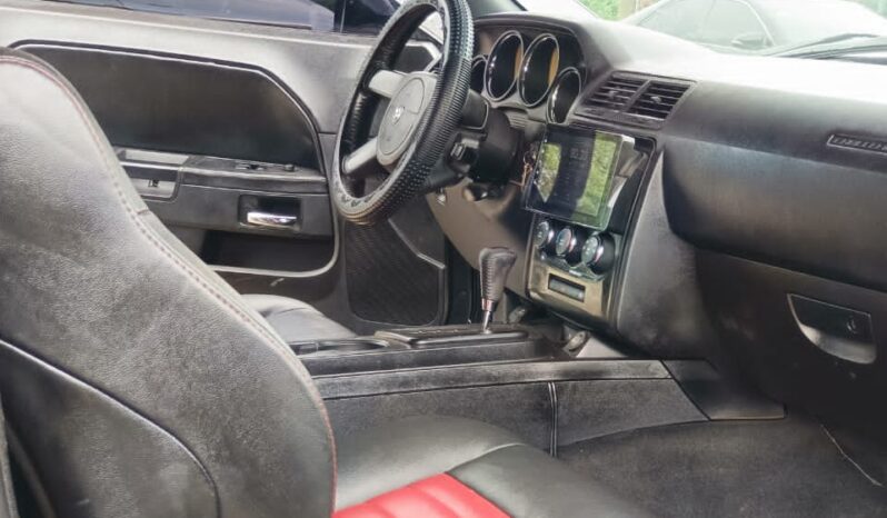 
								Naija Used 2013 Dodge Challenger full									