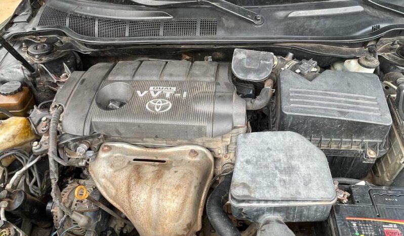 
								Naija Used 2010 Toyota Camry full									